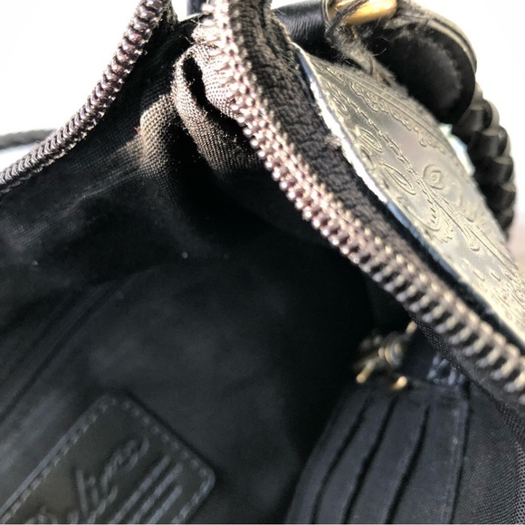 RELIC Utility Pocket Shoulder Bag Embossed Flower Print Black Leather Wallet - Picture 6 of 11